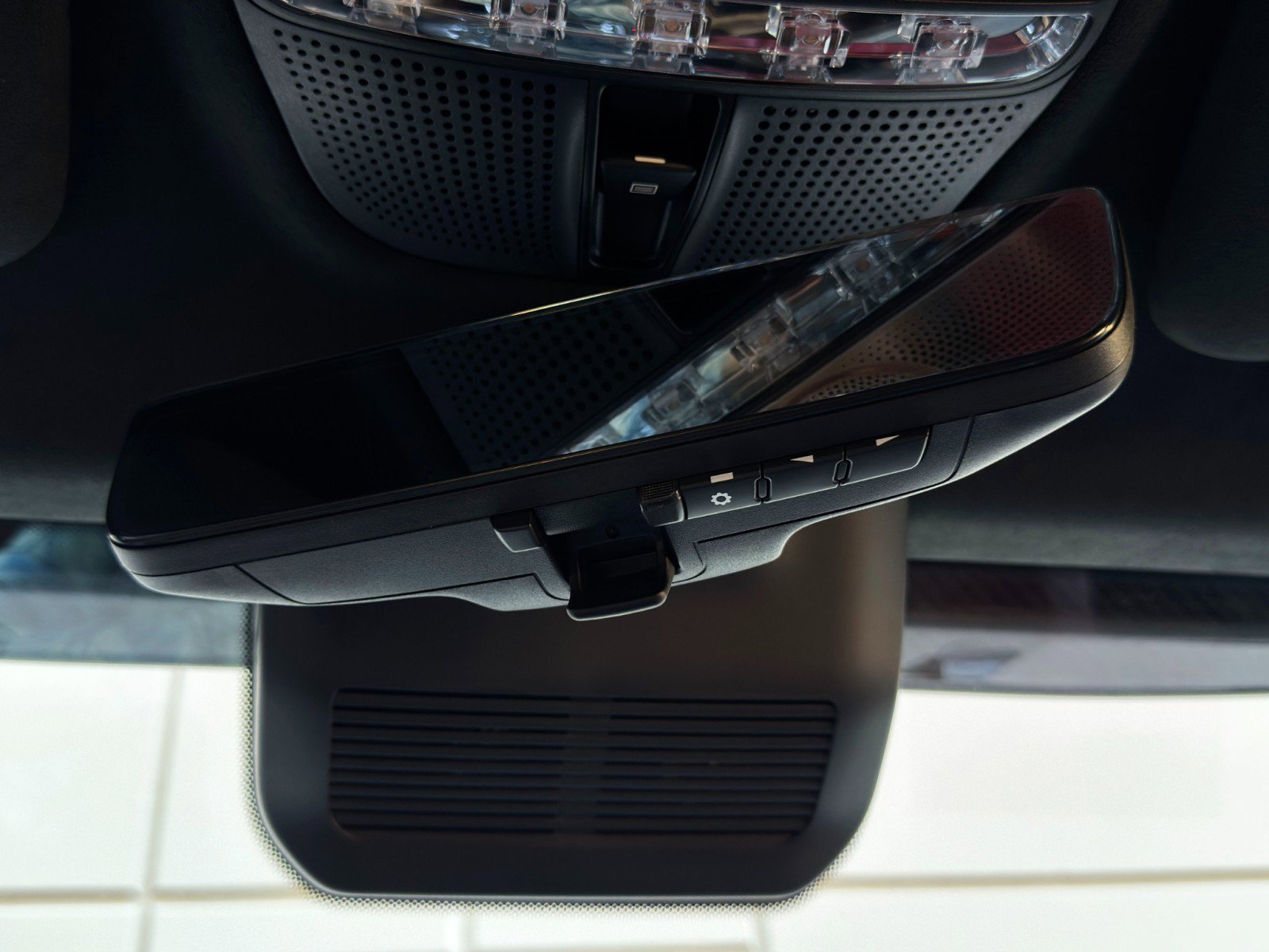 Used 2022 Mercedes-Benz G 63 AMG Squared image 40