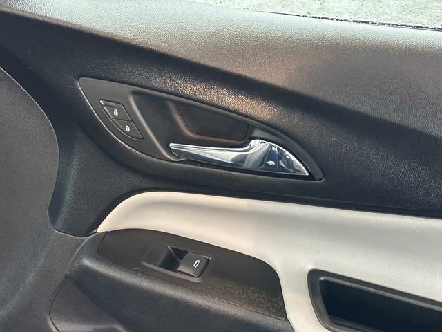 Used 2020 Chevrolet Equinox LT AWD/4WD image 9