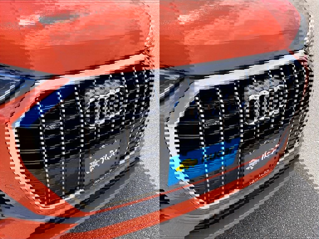 Used 2025 Audi Q3 2.0T Premium image 29