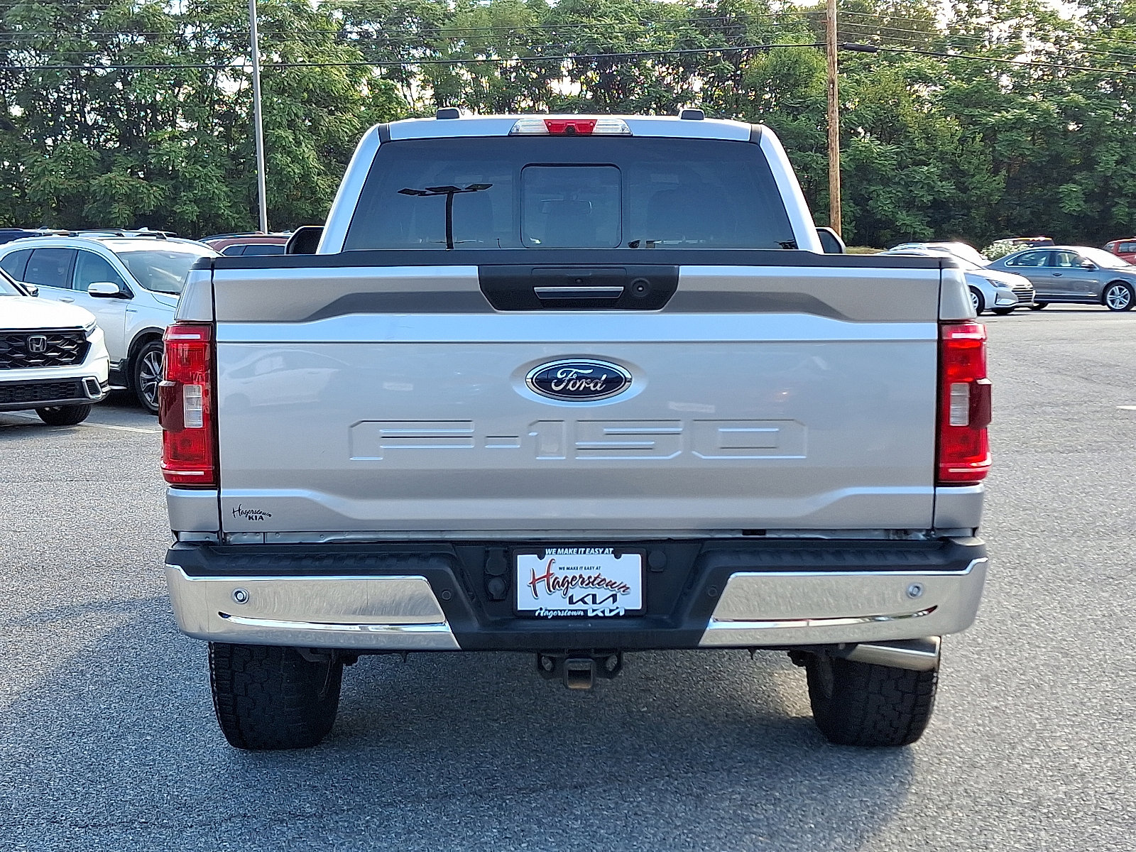 Used 2022 Ford F150 XLT w/ Equipment Group 301A Mid image 5