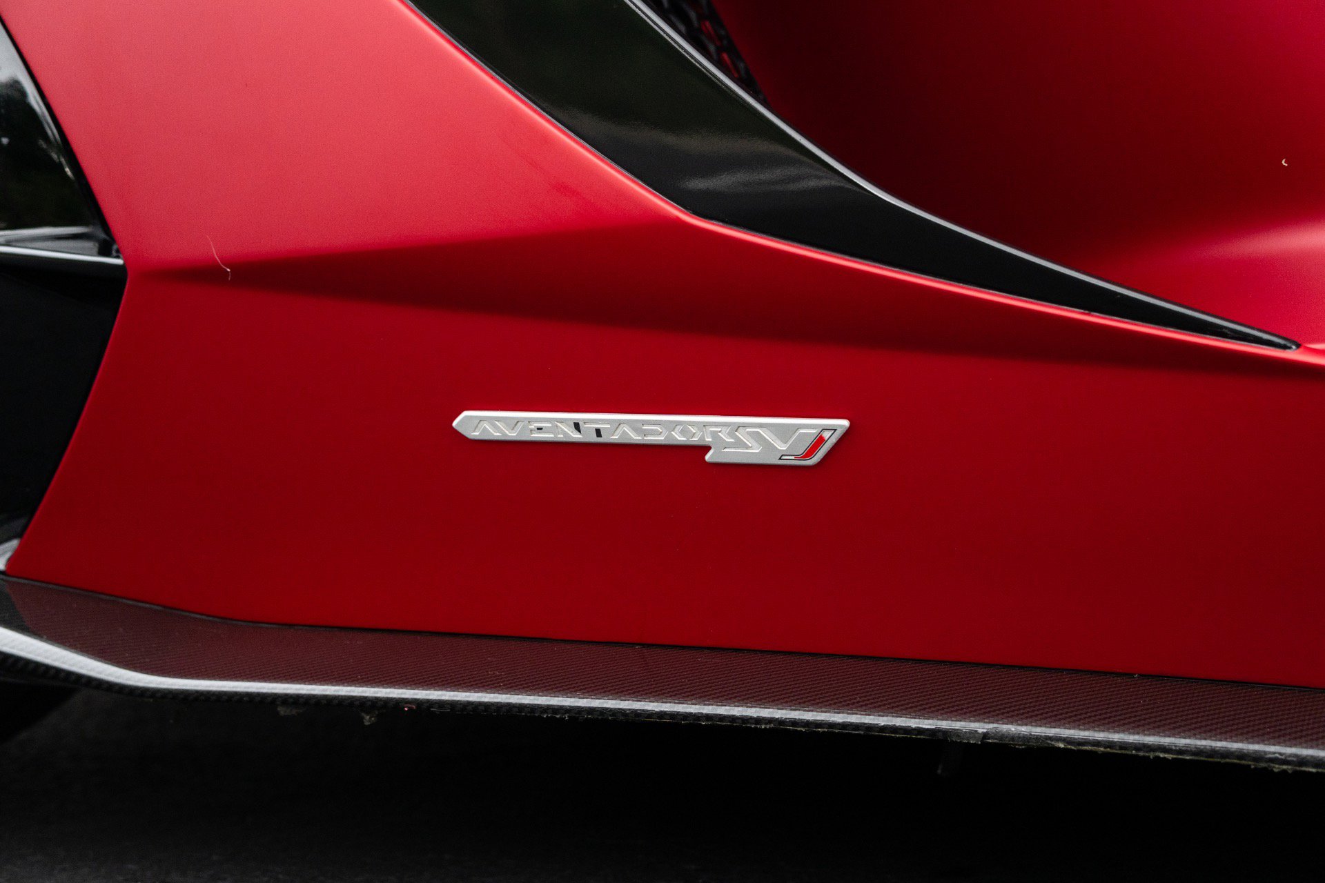 Used 2021 Lamborghini Aventador SVJ AWD/4WD image 16