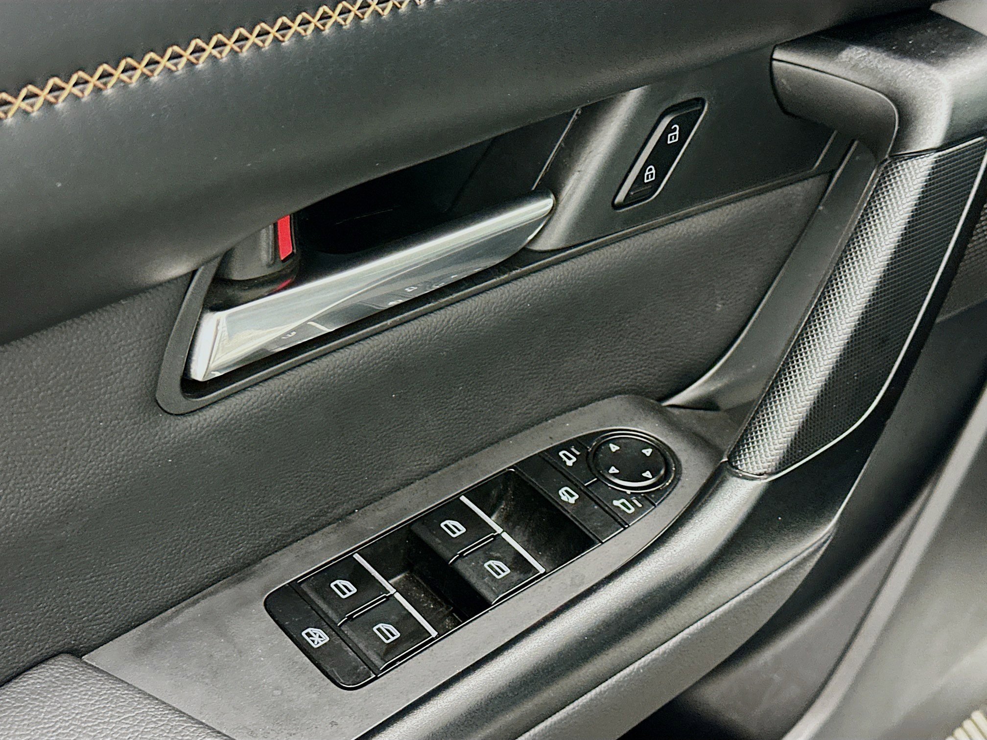 Used 2025 MAZDA CX-50 2.5 Hybrid w/ Premium Plus Pkg AWD/4WD image 15