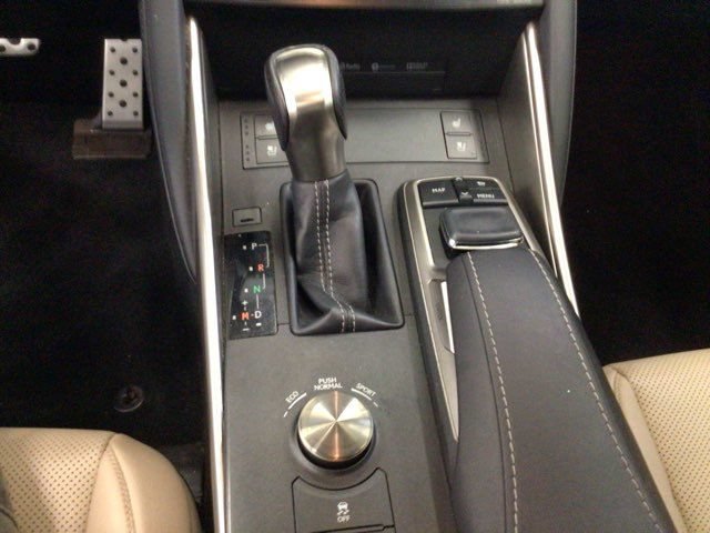 Used 2017 Lexus IS 200t F Sport w/ F Sport Package RWD image 19