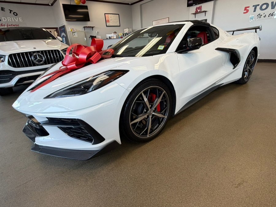 Used 2021 Chevrolet Corvette Stingray Preferred Cpe w/ Engine Appearance Package image 7