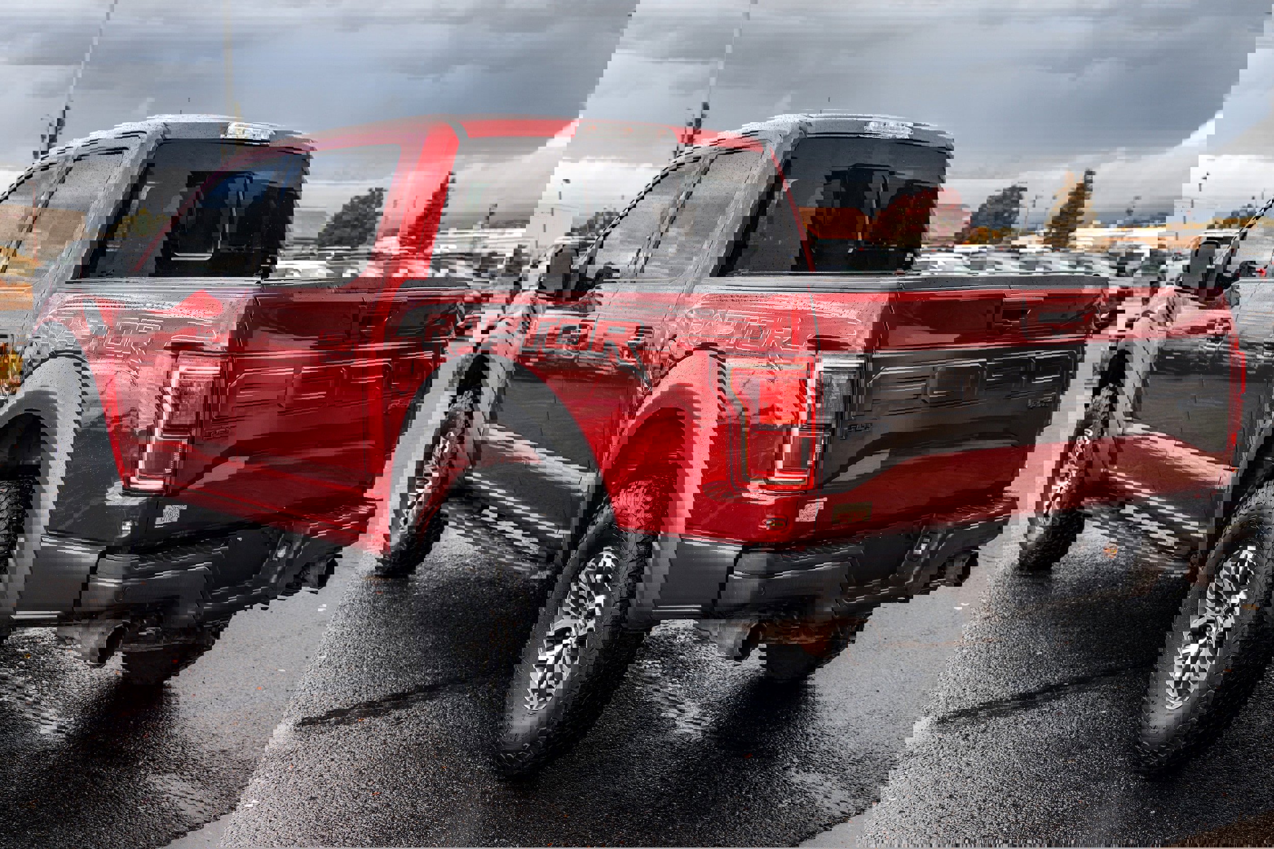 Used 2018 Ford F150 Raptor w/ Equipment Group 802A Luxury image 6