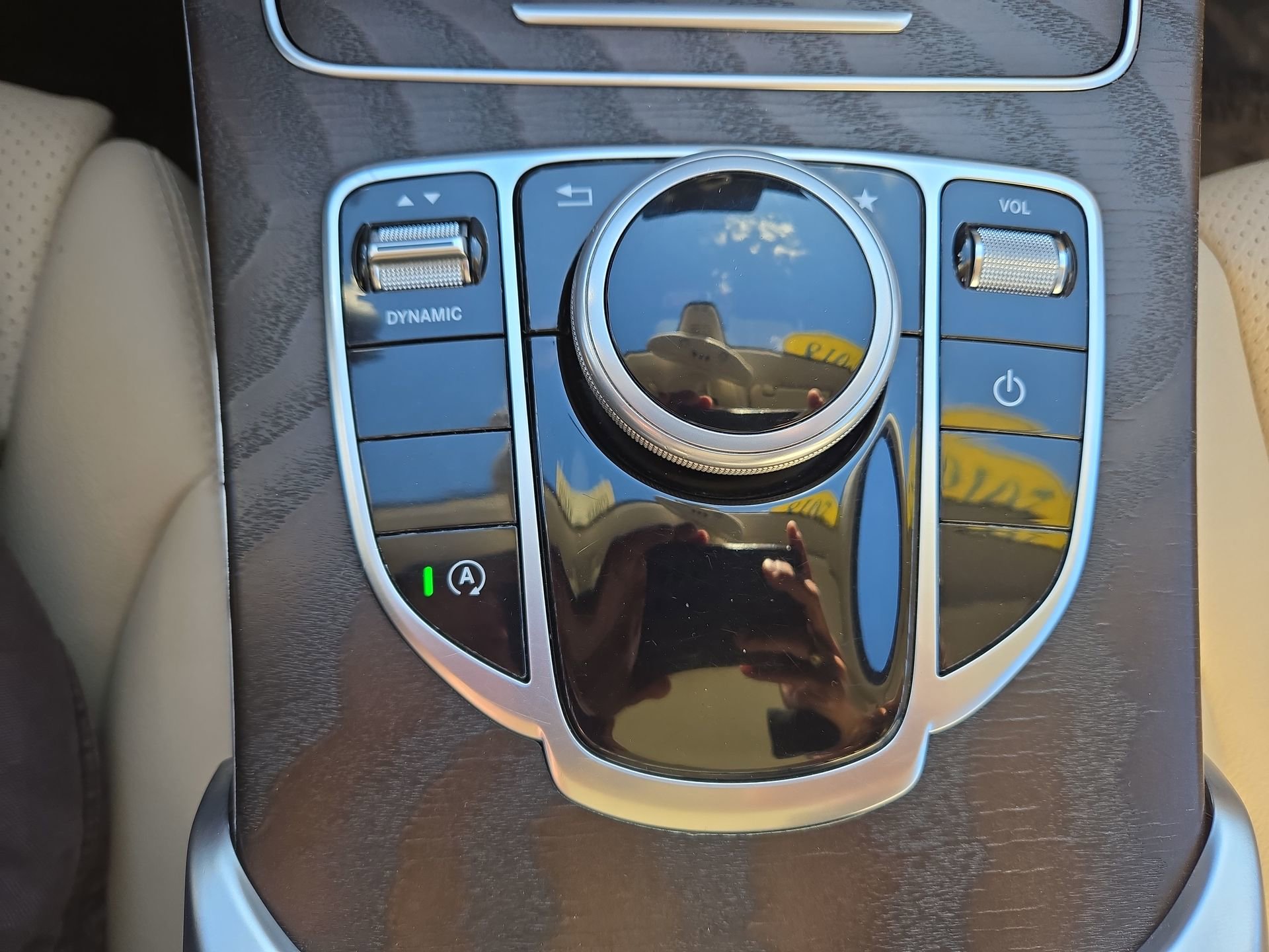 Used 2018 Mercedes-Benz C 300 Sedan image 27