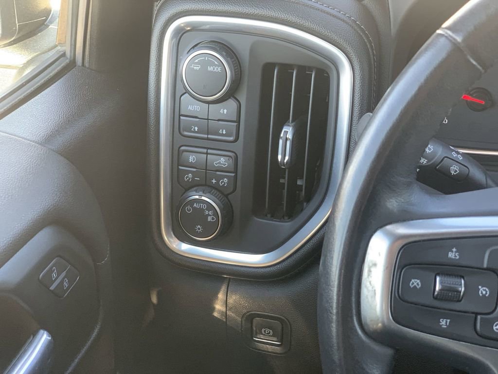 Used 2020 Chevrolet Silverado 1500 LT Trail Boss image 16