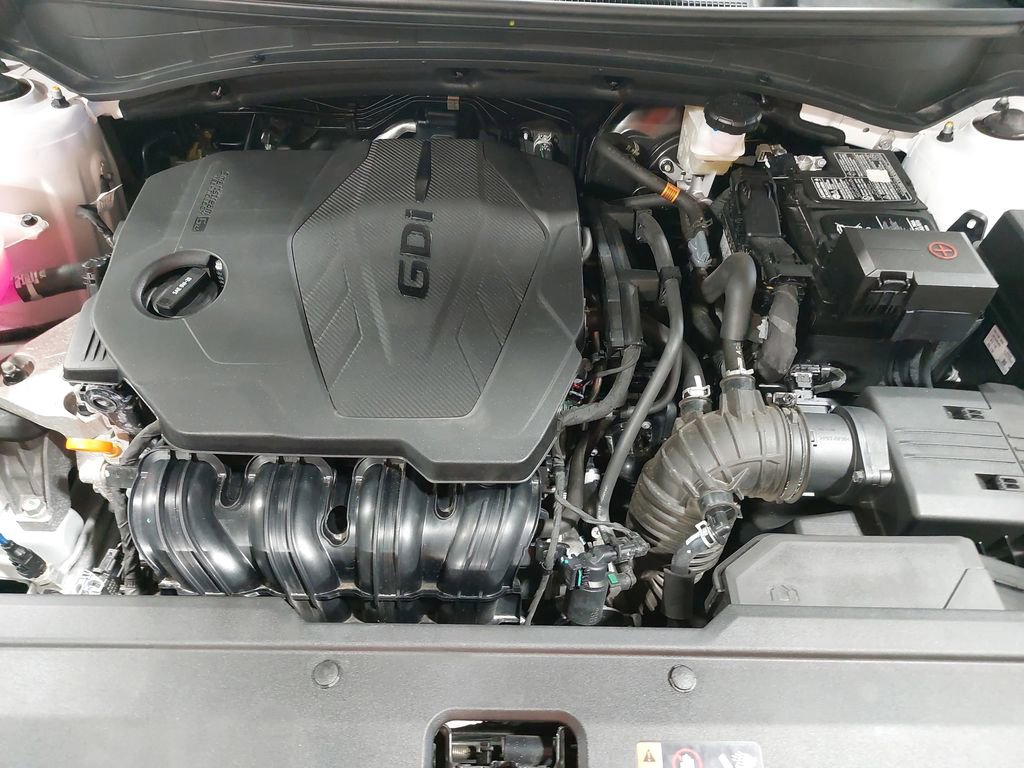 Used 2025 Kia Sportage LX image 29