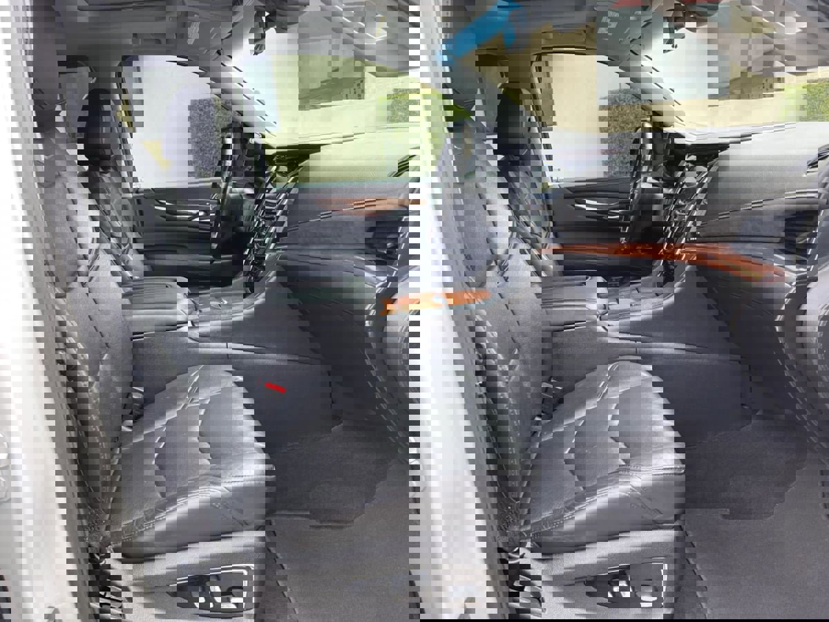 Used 2017 Cadillac Escalade ESV Luxury AWD/4WD image 25