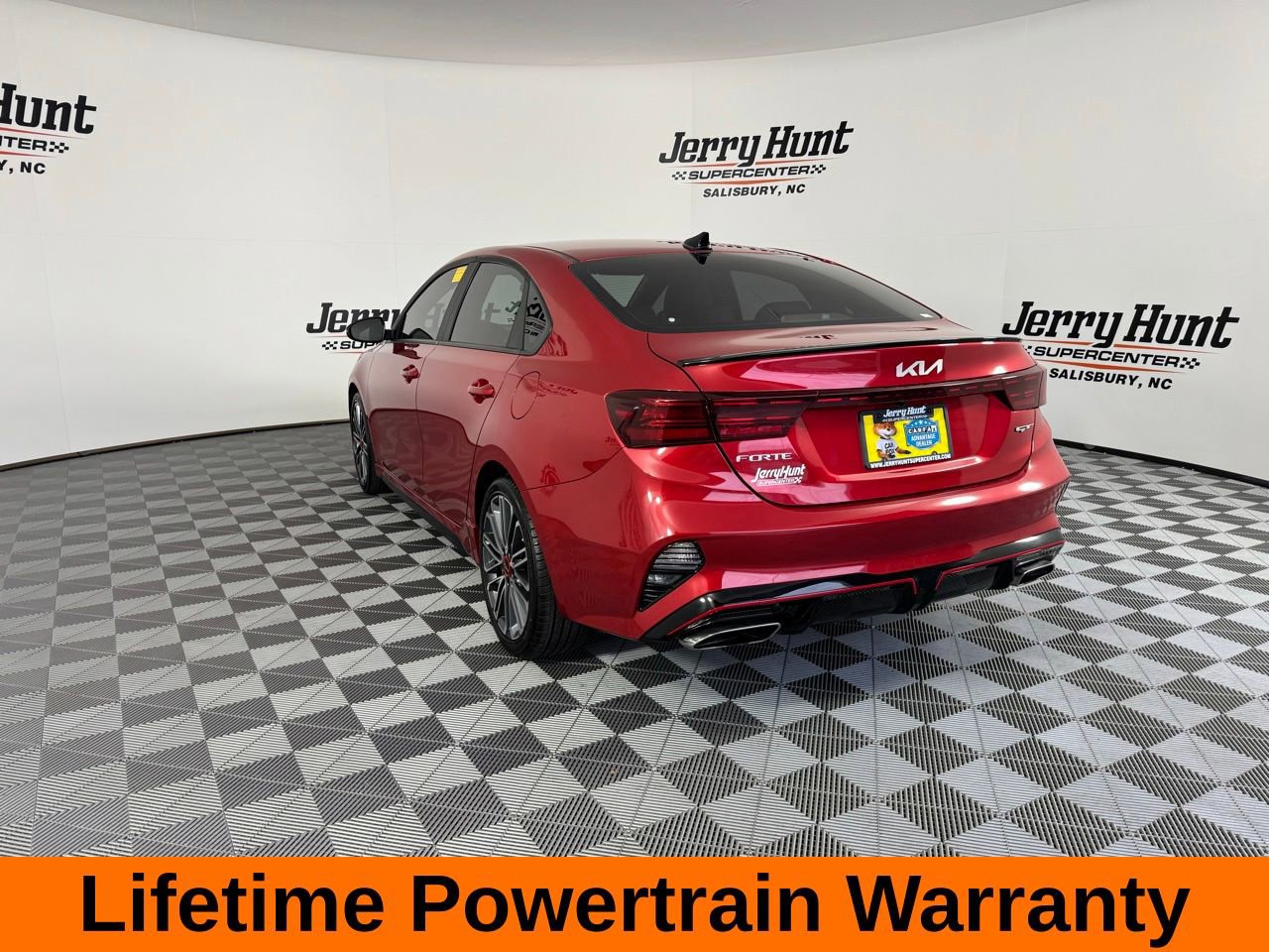 Used 2024 Kia Forte GT image 9
