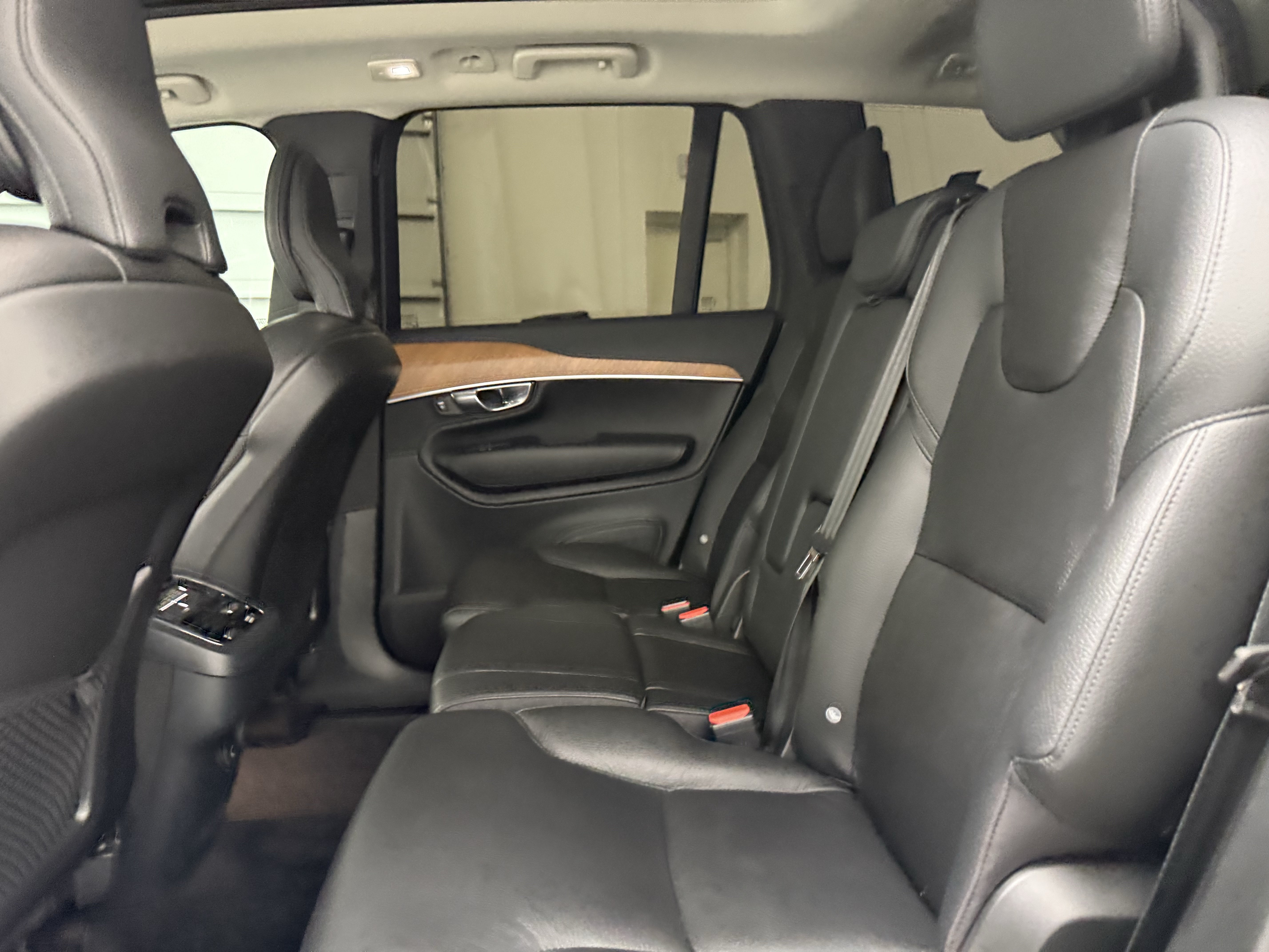 Used 2023 Volvo XC90 B6 Plus w/ Protection Package Premier AWD/4WD image 24