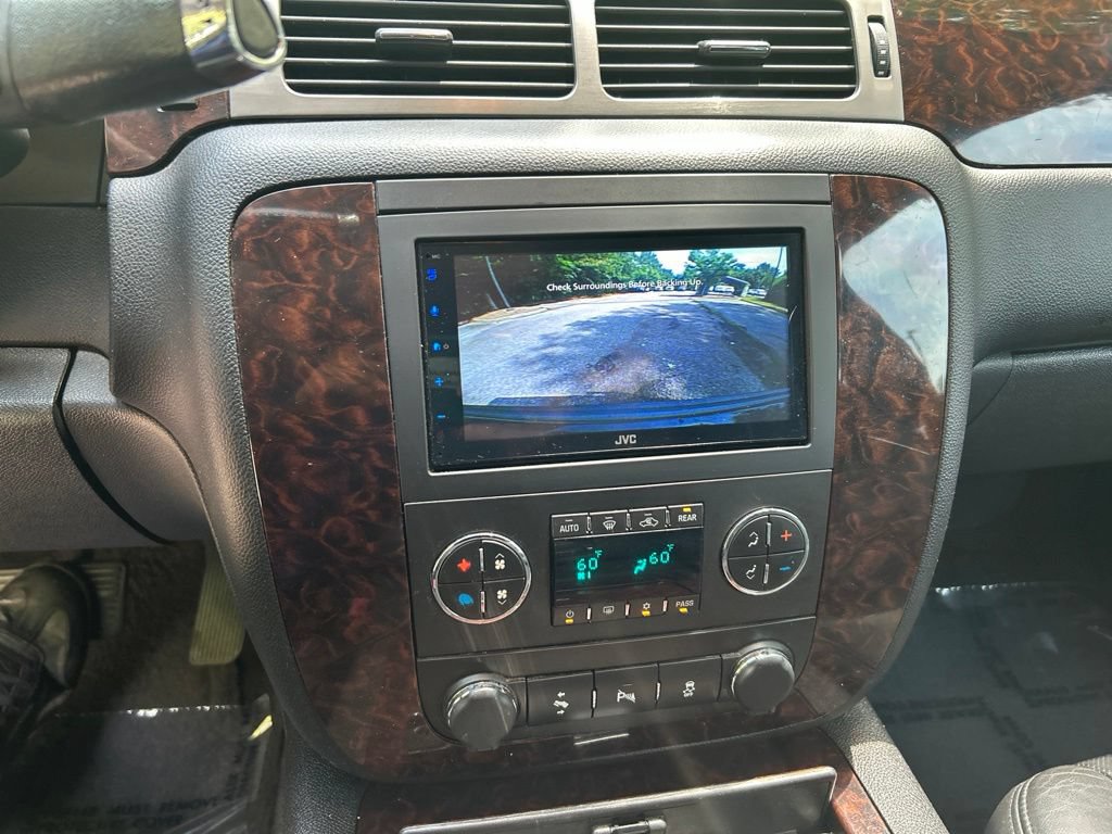 Used 2014 GMC Yukon XL Denali AWD/4WD image 20