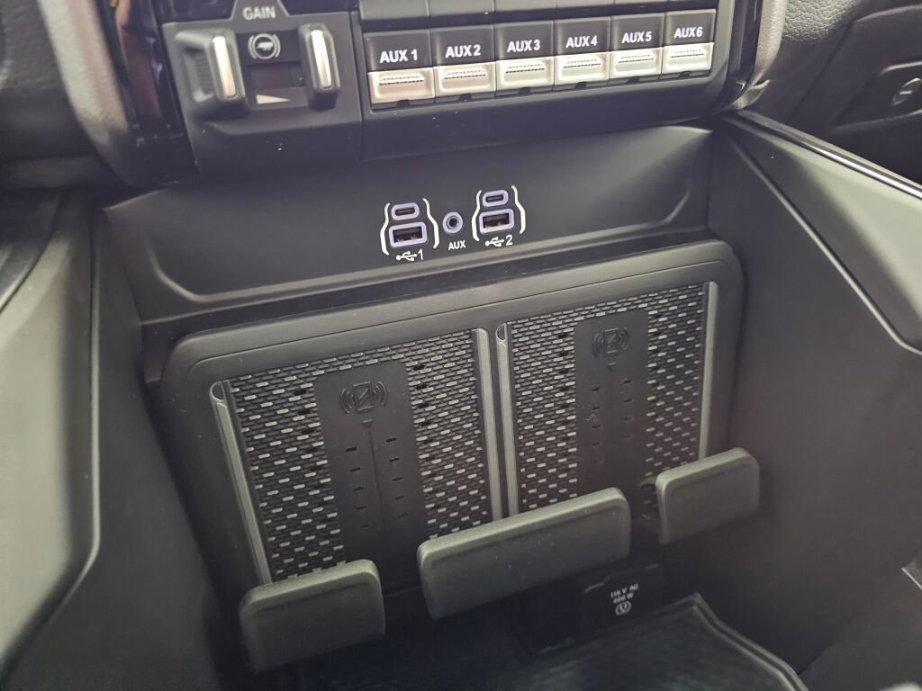 New 2026 RAM 3500 Laramie w/ Night Edition AWD/4WD image 31