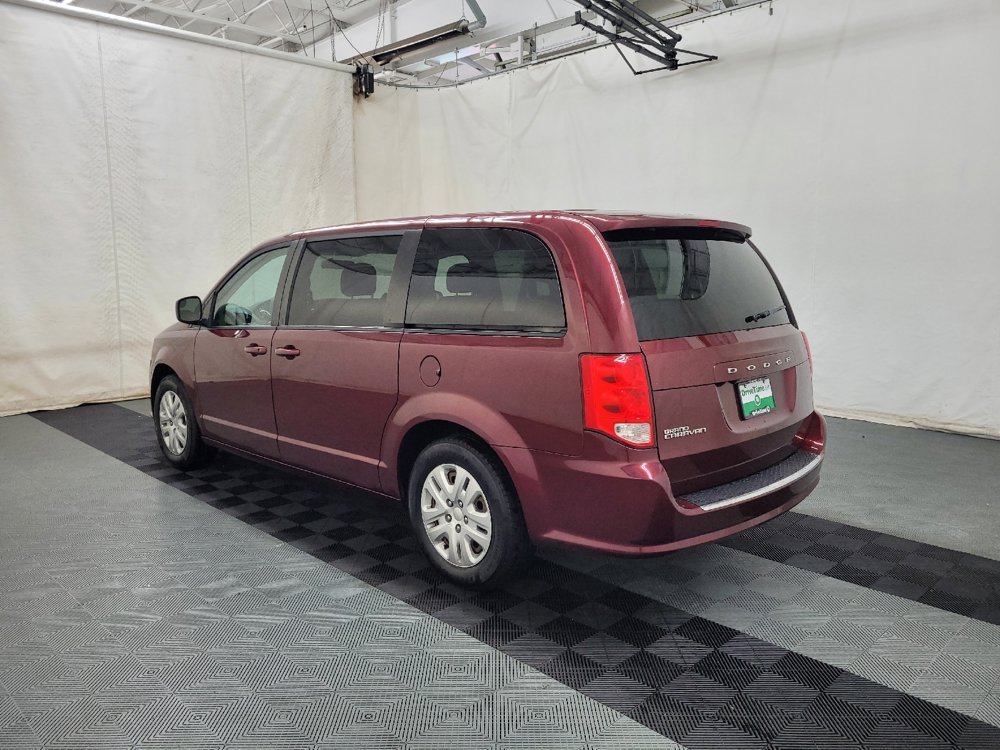 Used 2018 Dodge Grand Caravan SE FWD image 5