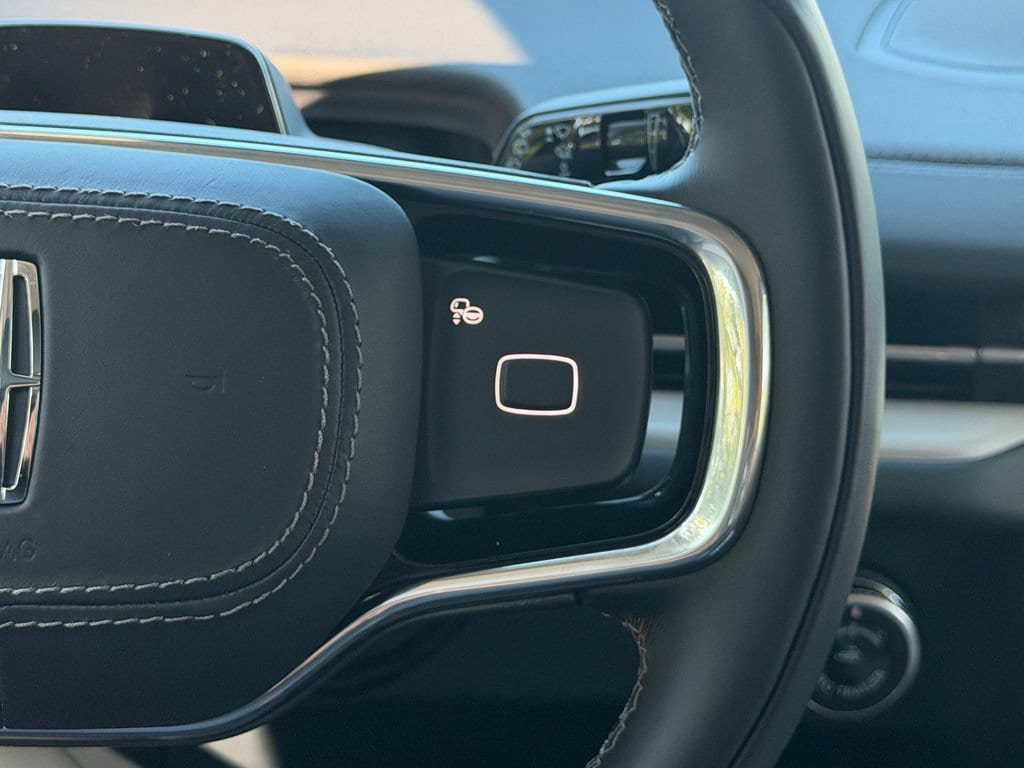 New 2027 Lincoln Navigator L Premier AWD/4WD image 11
