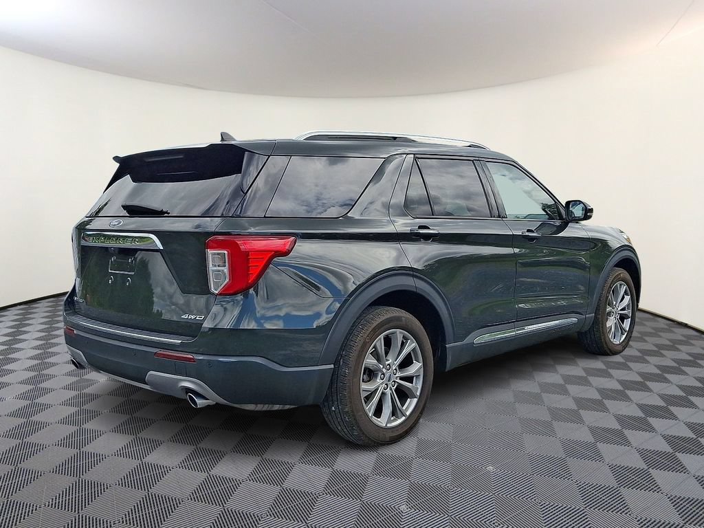 Used 2023 Ford Explorer Limited w/ Equipment Group 301A AWD/4WD image 9
