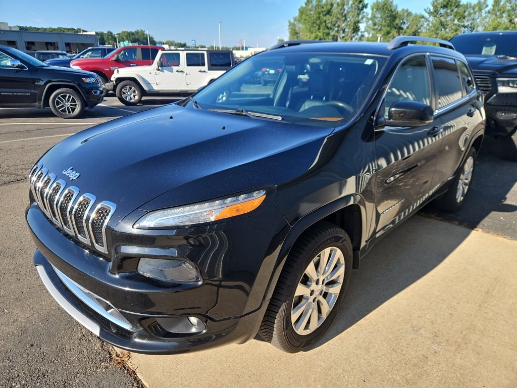 Used 2017 Jeep Cherokee Overland