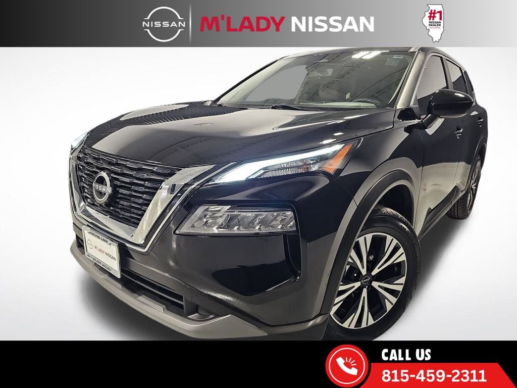 Used 2023 Nissan Rogue SV image 2