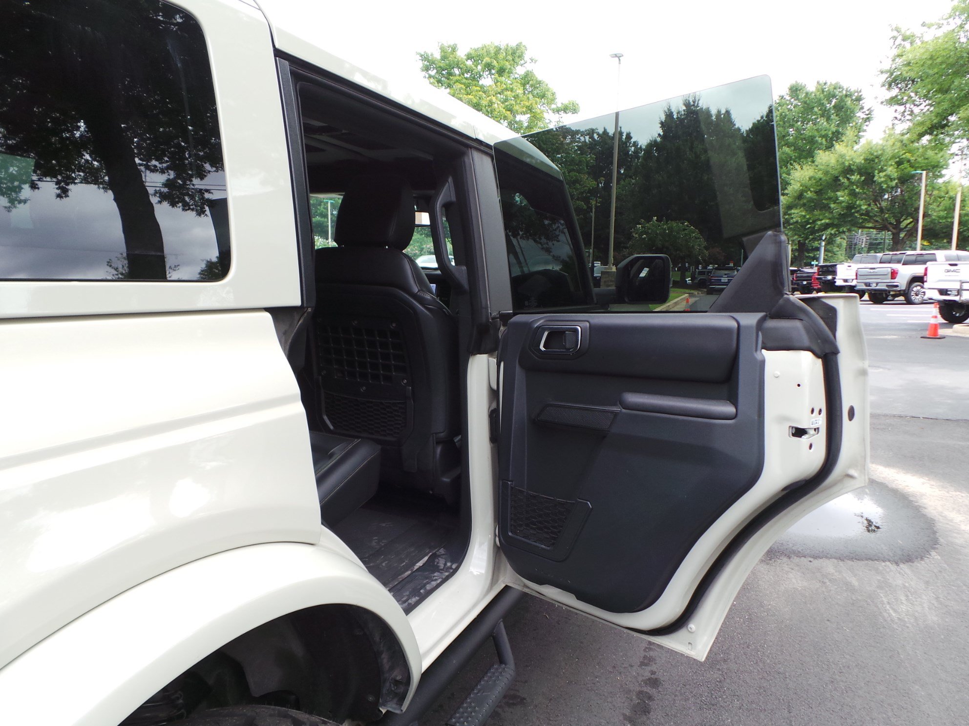 Used 2025 Ford Bronco Badlands AWD/4WD image 43