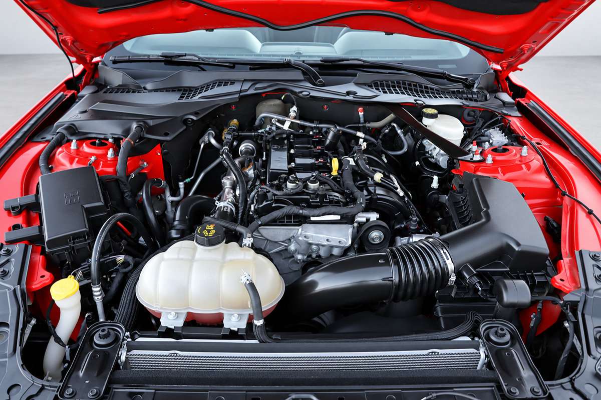 Used 2017 Ford Mustang Premium RWD image 43