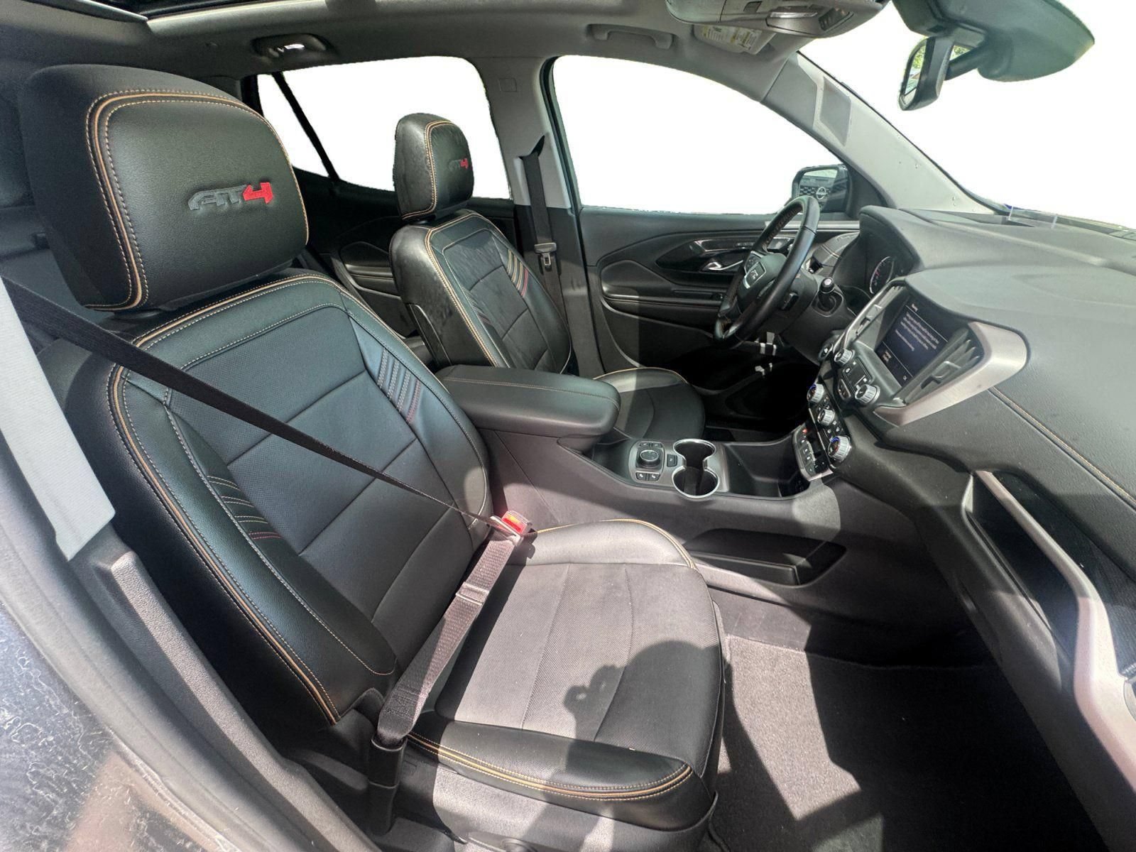 Used 2024 GMC Terrain AT4 w/ Tech Package AWD/4WD image 16