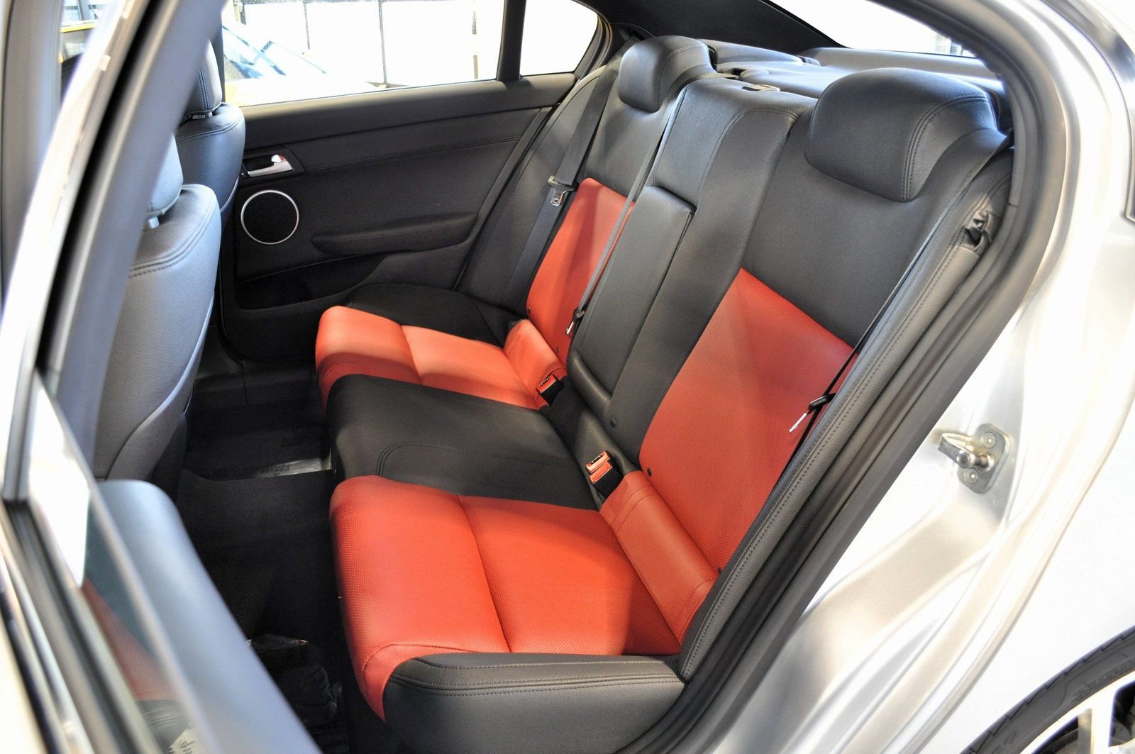 Used 2009 Pontiac G8 GXP image 39