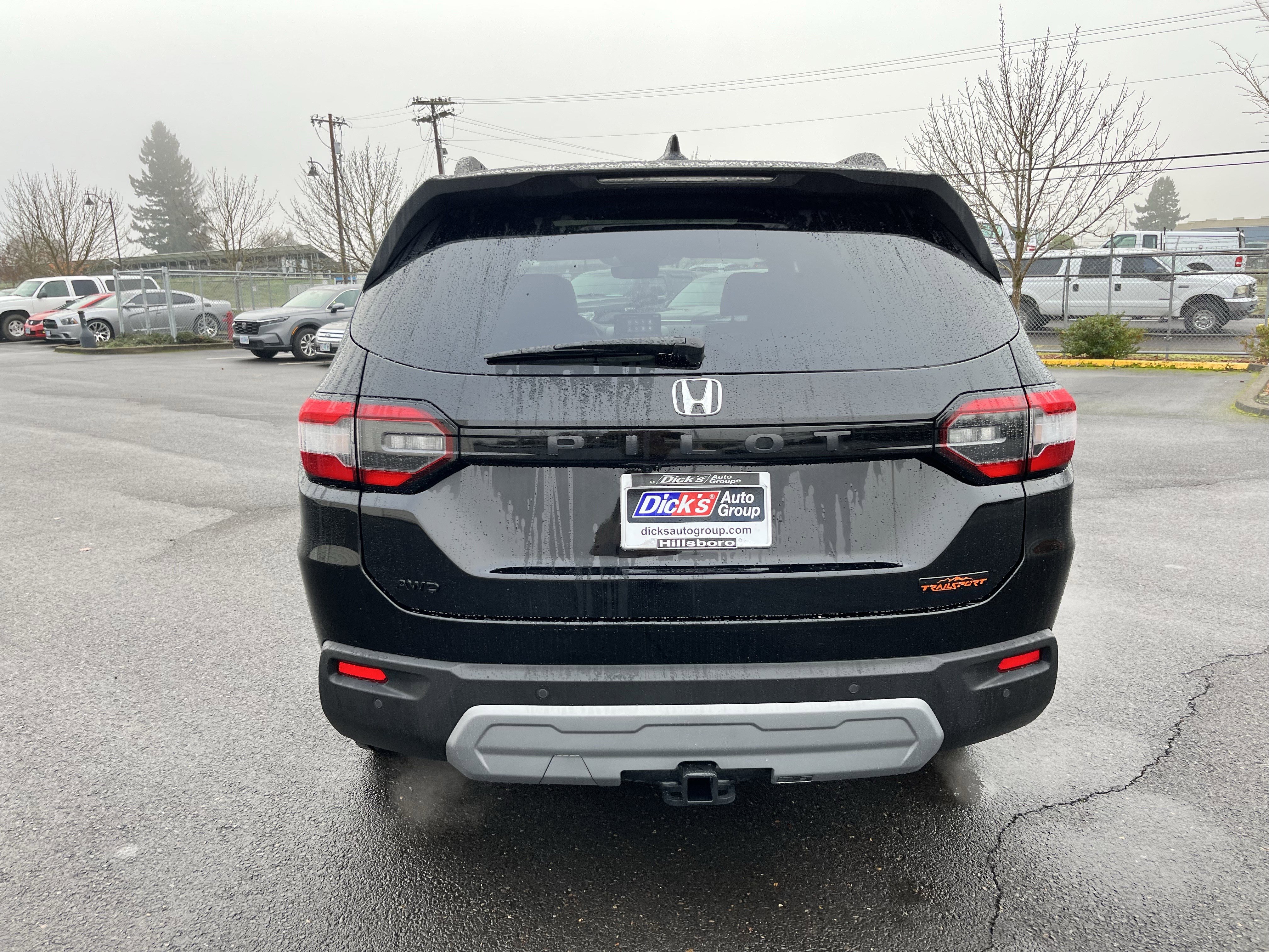 Certified 2025 Honda Pilot TrailSport image 4