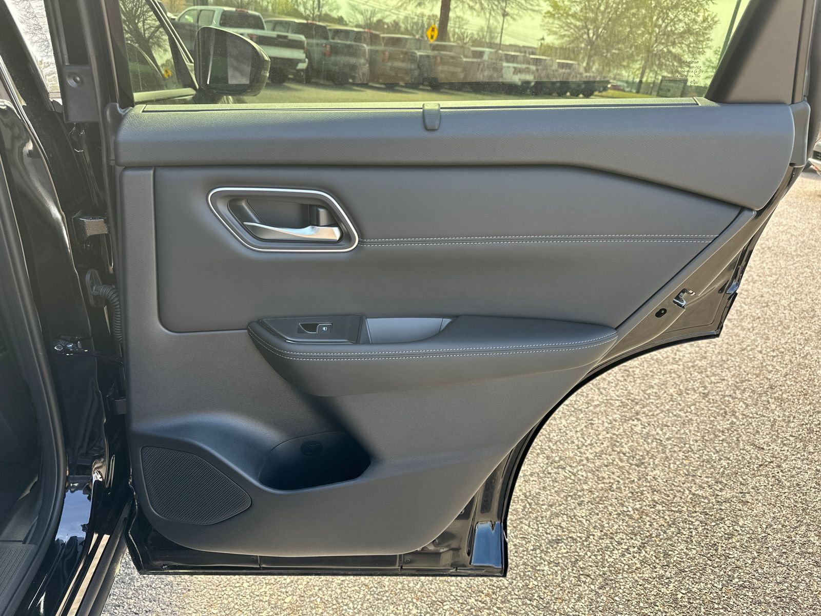 New 2026 Nissan Rogue Platinum w/ Platinum Premium Package image 14