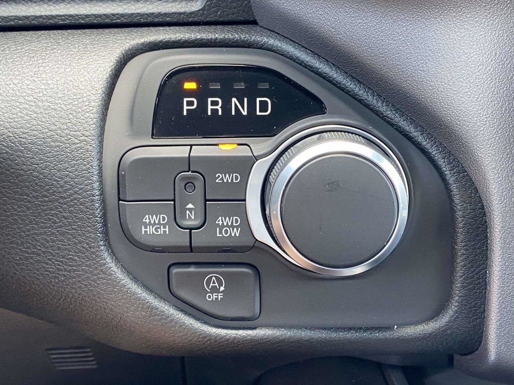 New 2026 RAM 1500 Express AWD/4WD image 49