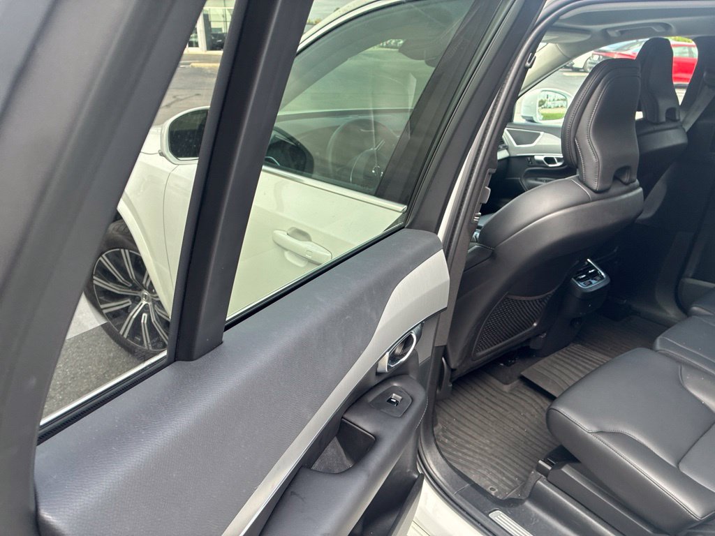 Certified 2024 Volvo XC90 B5 Core w/ Climate Package AWD/4WD image 8