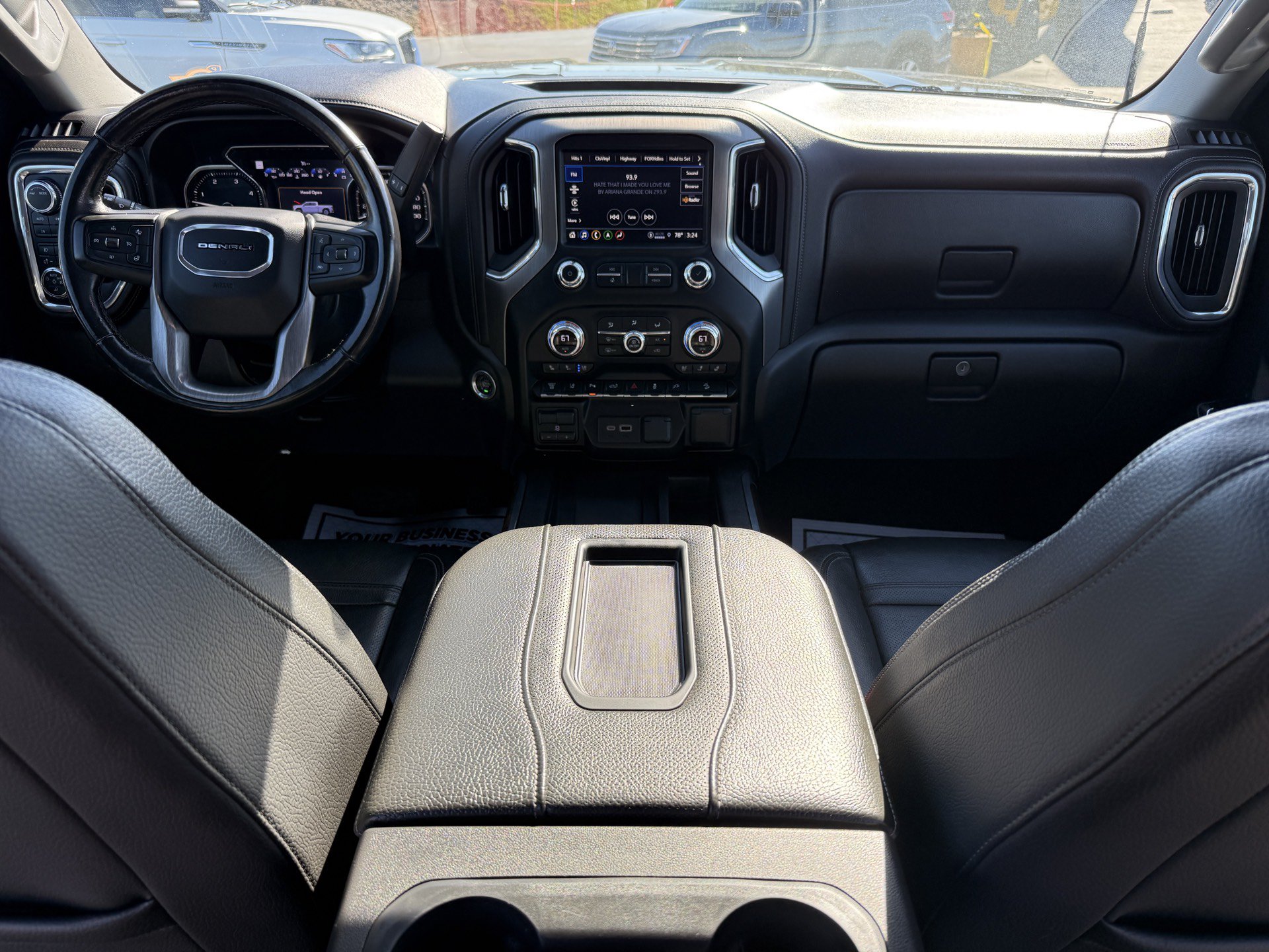Used 2021 GMC Sierra 3500 Denali w/ Technology Package AWD/4WD image 11