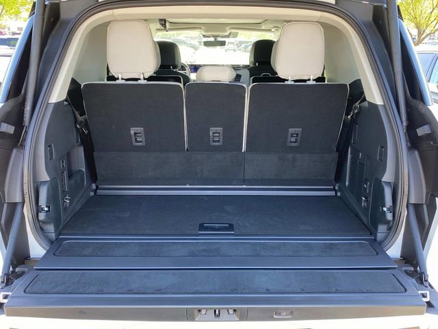 New 2026 Lincoln Navigator Reserve AWD/4WD image 27