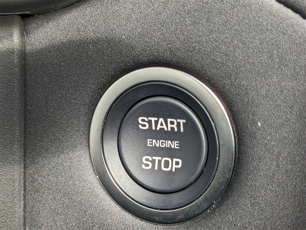 New 2026 Land Rover Range Rover Velar Dynamic SE image 27