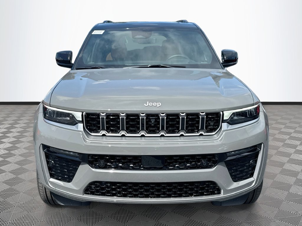 New 2027 Jeep Grand Cherokee L Summit AWD/4WD image 2