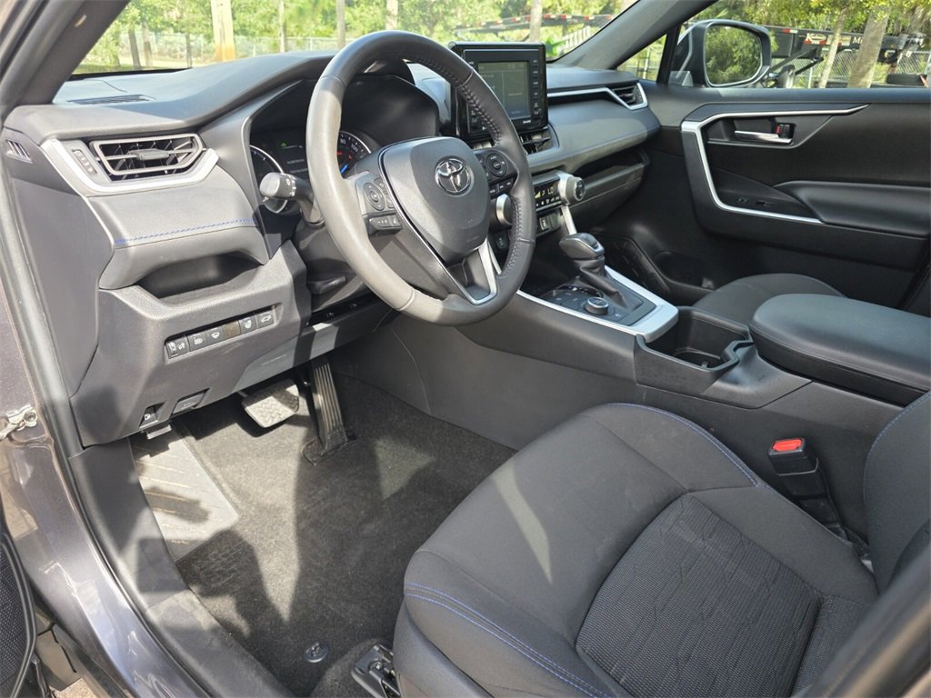 Certified 2022 Toyota RAV4 SE w/ Convenience Package image 25