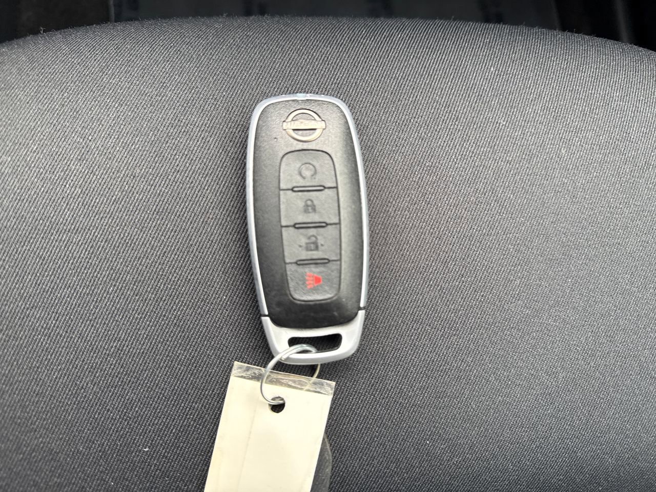 Used 2024 Nissan Pathfinder SV image 26