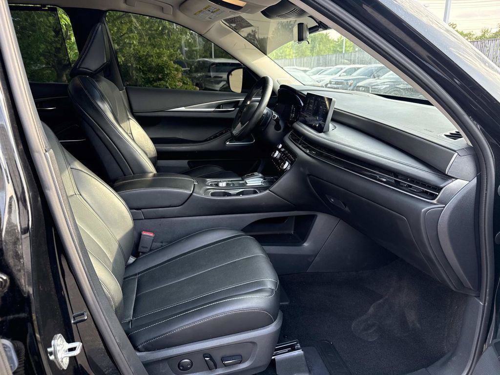 Used 2025 INFINITI QX60 Luxe w/ Vision Package AWD/4WD image 40