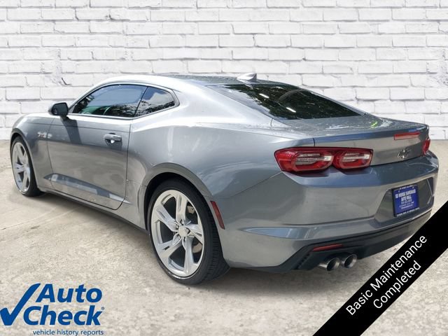 Used 2021 Chevrolet Camaro LT RWD image 2