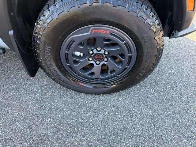 Used 2025 Nissan Frontier PRO-4X w/ Pro Convenience Package AWD/4WD image 26