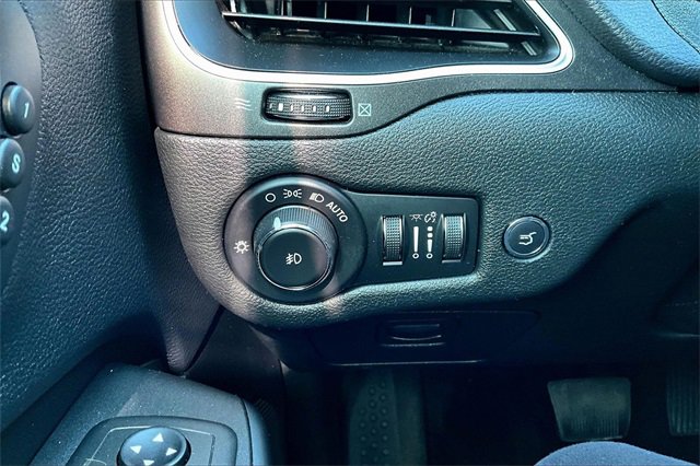 Used 2019 Jeep Cherokee Trailhawk image 26