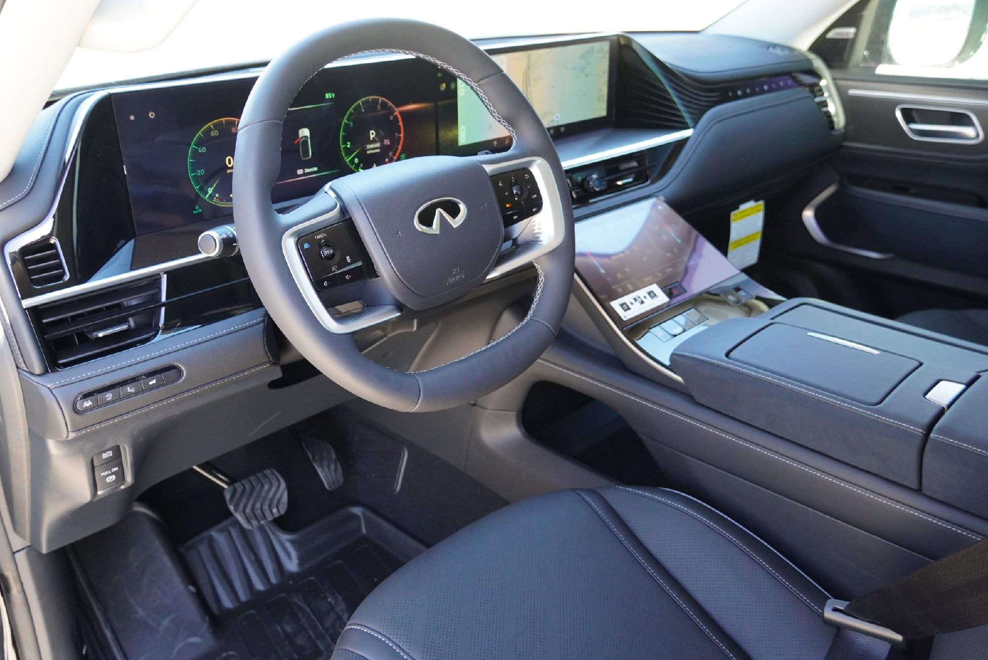 New 2026 INFINITI QX80 Luxe w/ Exterior Package AWD/4WD image 8