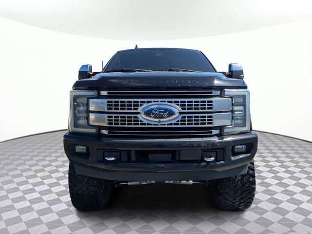 Used 2019 Ford F250 Platinum w/ Platinum Ultimate Package AWD/4WD image 8