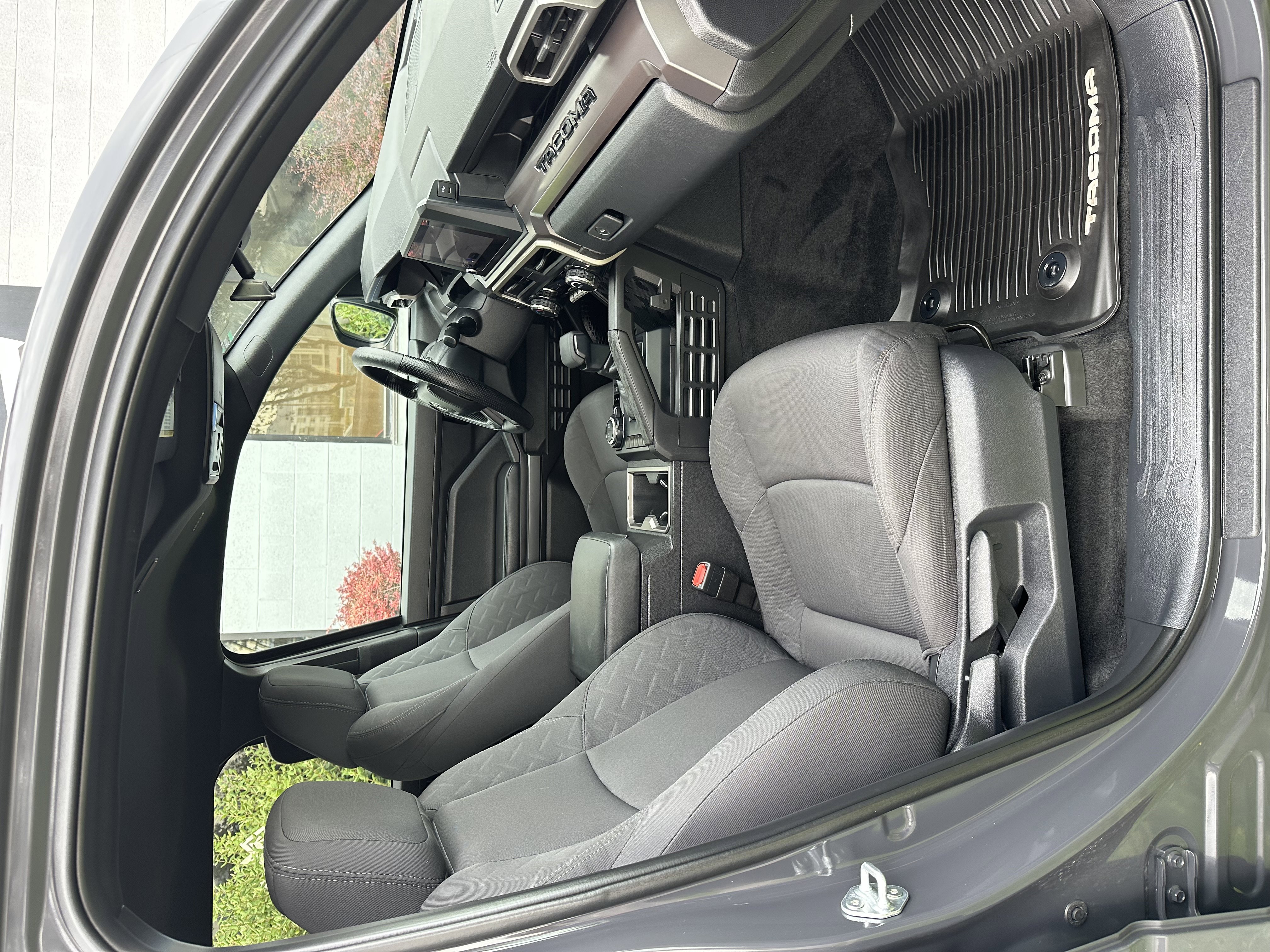 Used 2024 Toyota Tacoma SR5 image 23