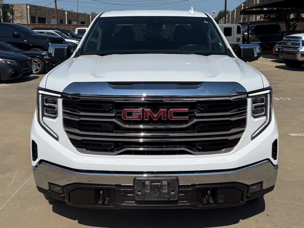 Used 2025 GMC Sierra 1500 SLT AWD/4WD image 2