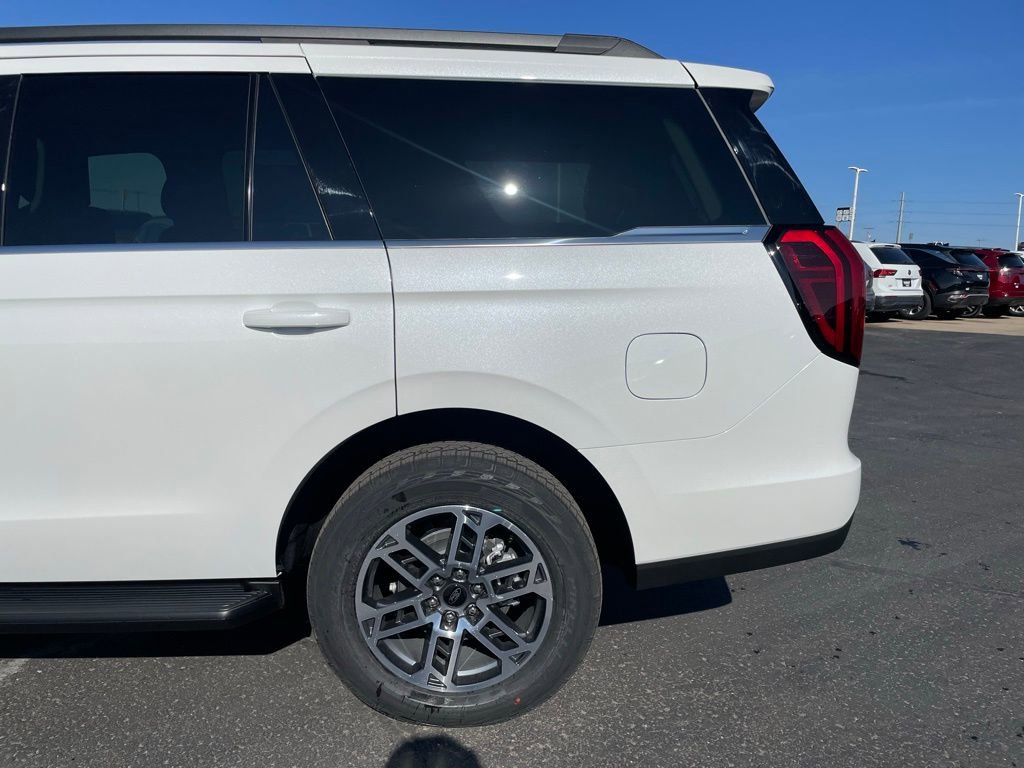New 2026 Ford Expedition Active image 49