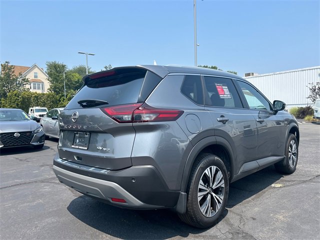 Certified 2022 Nissan Rogue SV w/ SV Premium Package image 2