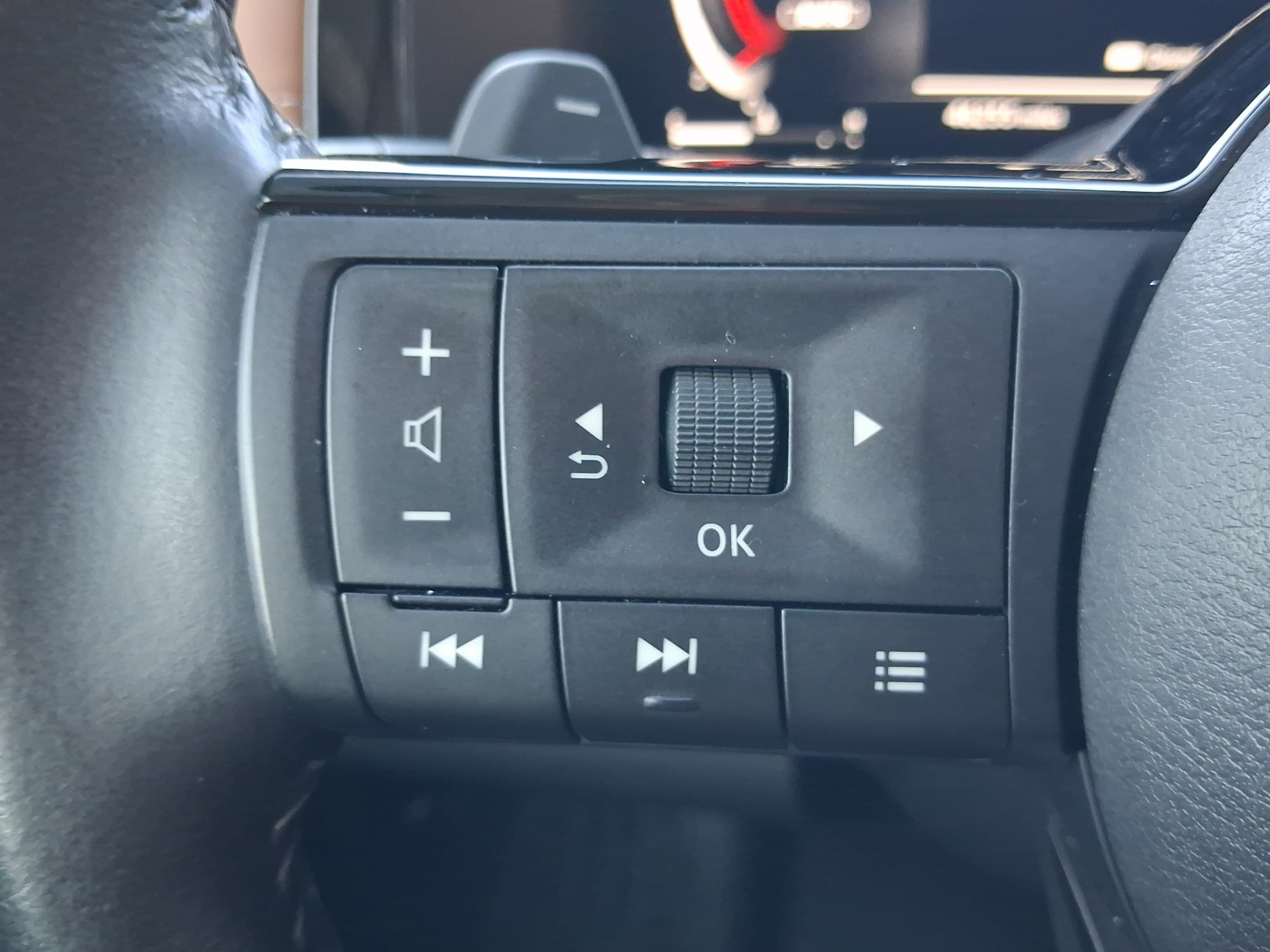 Used 2023 Nissan Pathfinder Platinum AWD/4WD image 22