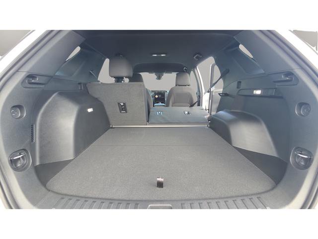 New 2026 GMC Terrain Elevation w/ Technology Package II AWD/4WD image 21