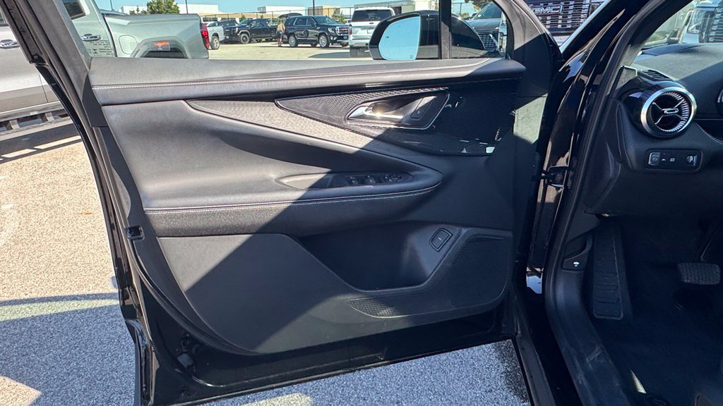 Used 2024 Chevrolet Blazer EV LT AWD/4WD image 19