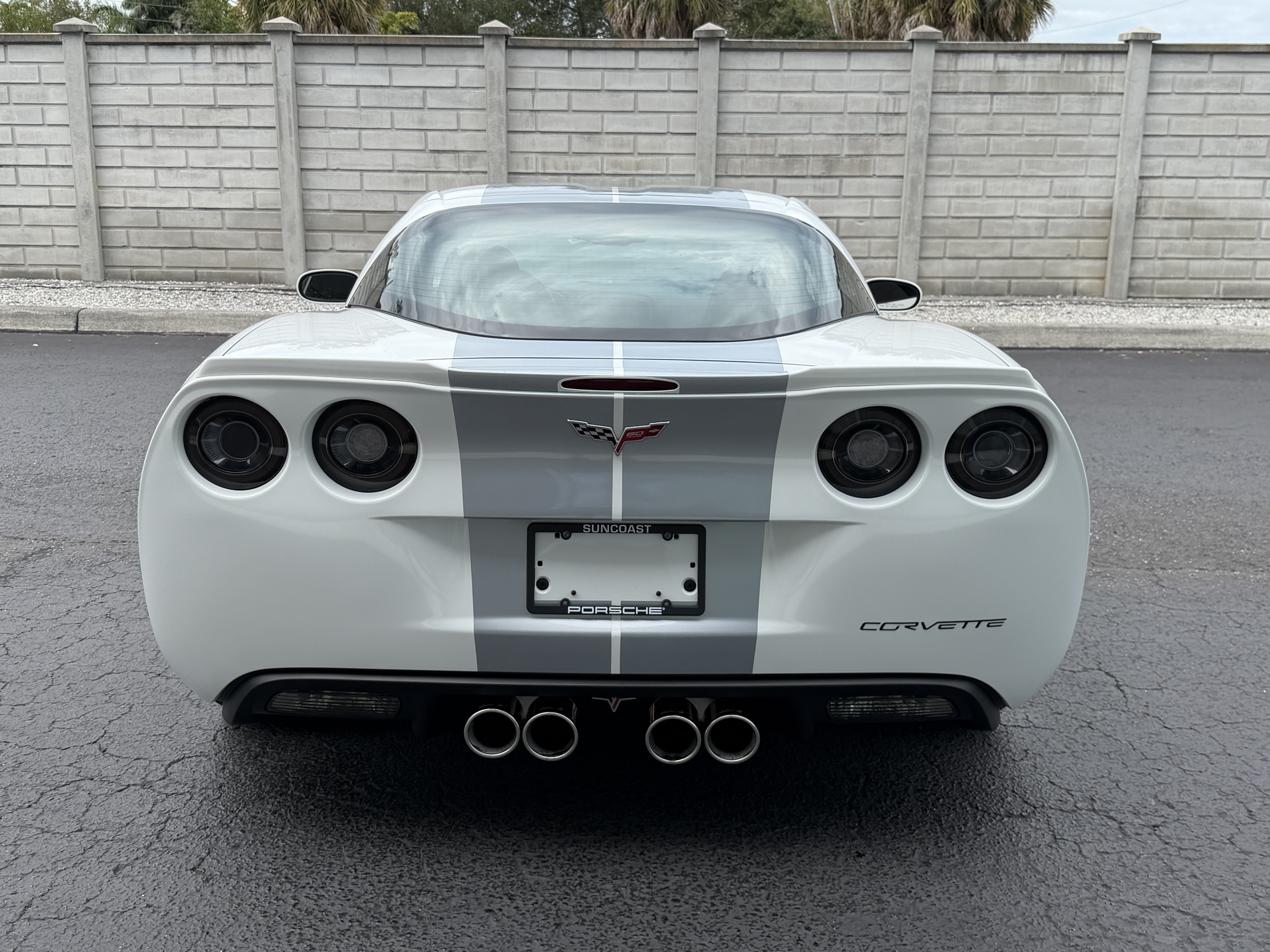 Used 2013 Chevrolet Corvette Coupe w/ 4LT Preferred Equipment Group RWD image 12